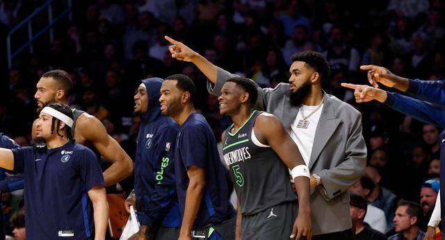 原创森林狼队逆袭重夺西部第一三强争霸白热化