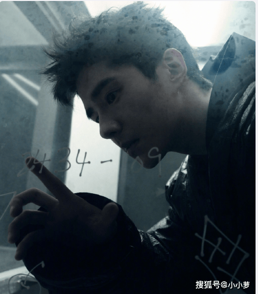 原创刘昊然否认和陈思诚绑定导演就像一座灯塔