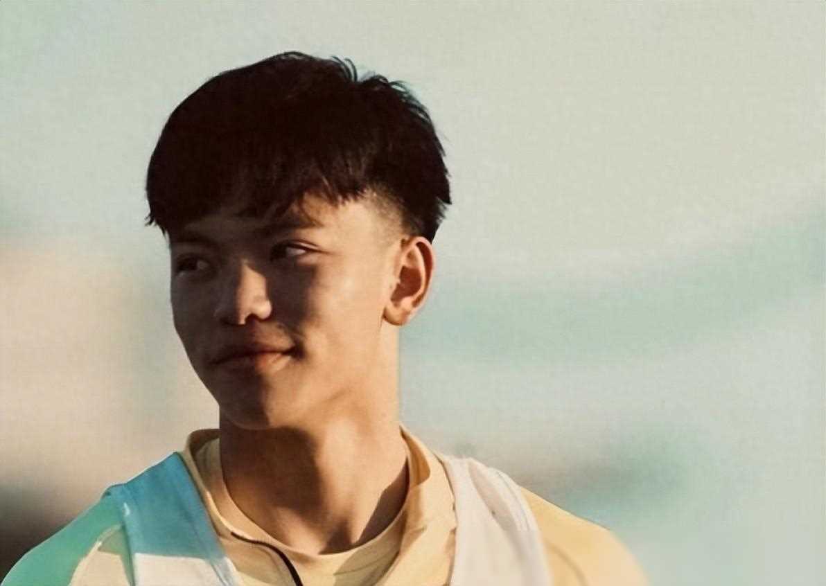 在亚冠和中超联赛中,崔康熙一直坚持使用着老将如郑铮,毕津浩和彭欣力