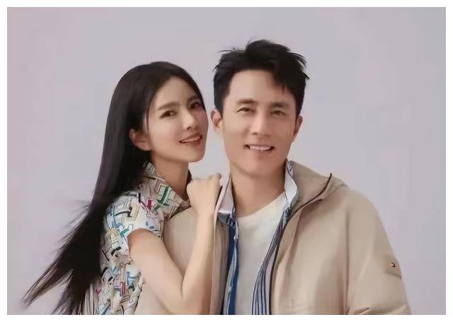 杜淳老婆王灿被意外烫伤分享自己的不幸经历网友万幸没事