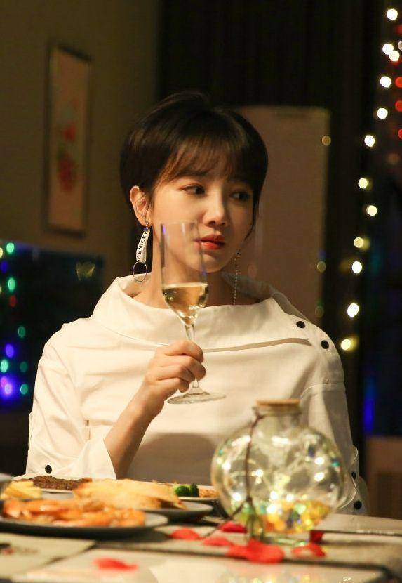 原创陈小纭的几任男友都是谁歌单前男友是谁和于小彤为何分手