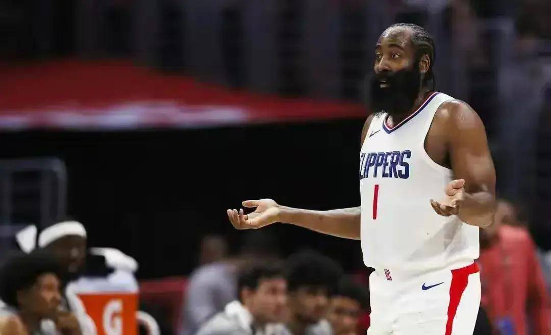 哈登手感冰凉! 5次失误7投1中,三分5中1仅得到6分!