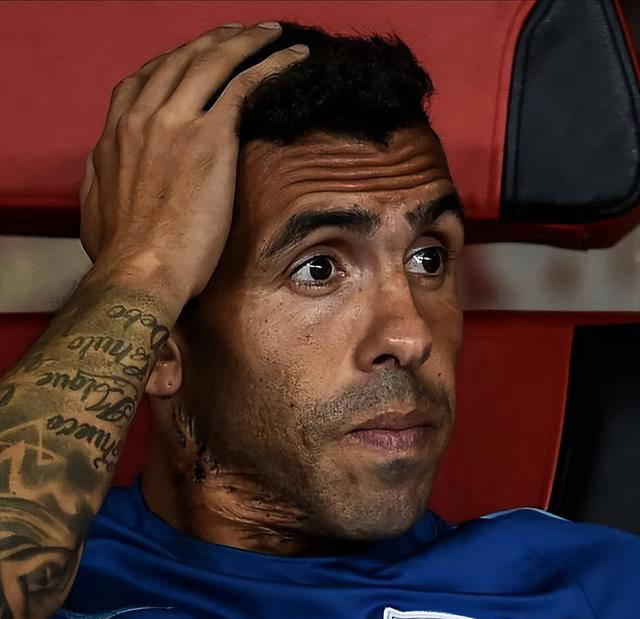 上海申花新外援路易斯展现出独特胸怀