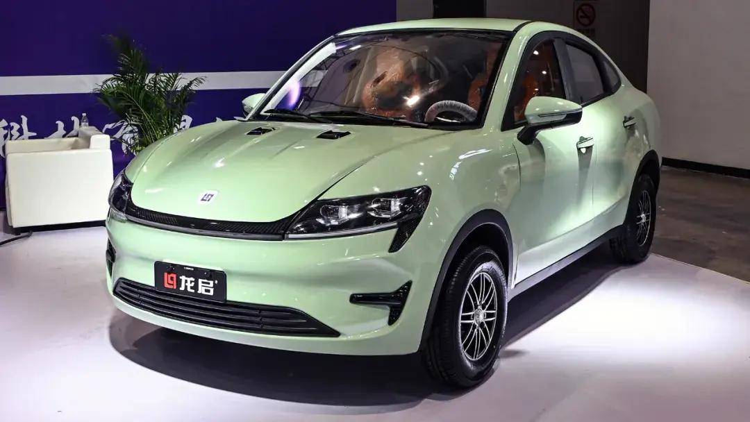 原创中国最抽象的车展cpu干烧了