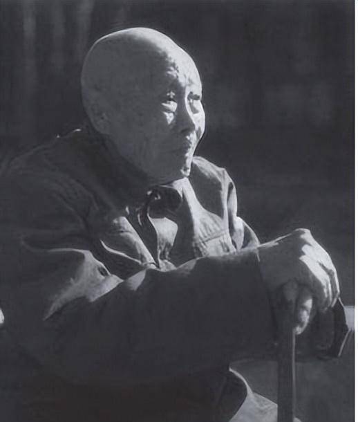 最后的太监孙耀庭父亲为他净身后大清就亡了最终靠国家给养老