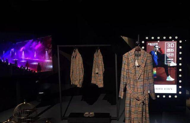 口袋妖精2018新款圆领宽松ulzzang内搭打底长袖条纹t恤施华洛世奇女士