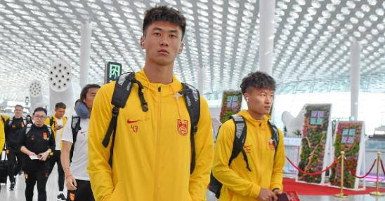 申花夏窗的重要补强曾效力欧洲大牌新援吴少聪加盟