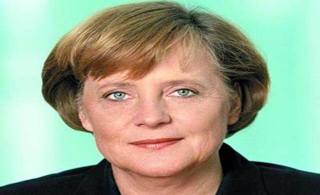 原创当了13年总理的默克尔为仕途关键时对外宣称我与导师划清界线