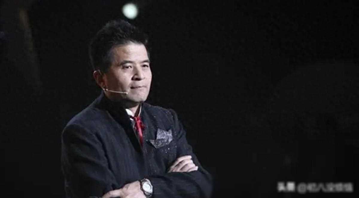 从升官到阶下囚,对比今昔差距_妮娜_欧阳夏丹_邱启明