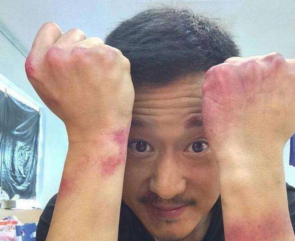 原创幸福三重奏里谢楠的两个小细节暴露了吴京这些年的不容易