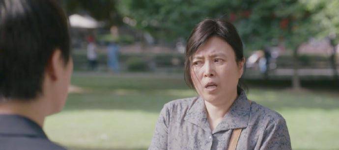 丁嘉丽演技不俗,毕业于上海戏剧学院,更是国家话剧院一级演员.
