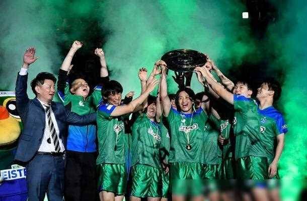 第三位的冈山队则获得35分(10胜10负);静冈玉队和tt彩玉队分别积分