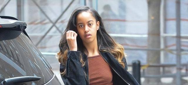 原创61岁奥巴马乐享晚年米歇尔晒年轻时照片秀恩爱俩女儿名花有主