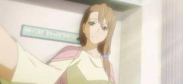 危险啊",其意思呢就是在动漫中有部分女性会留有单马尾搭到肩上的发型