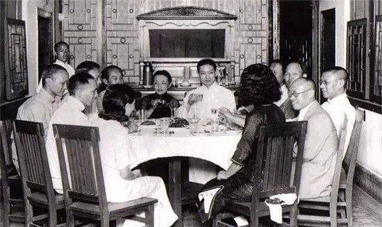 梅兰芳家宴京剧大师竟如此会吃府内更有大厨坐镇