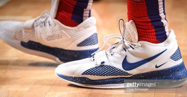 原创德拉蒙德钟爱airforce篮板王就是要不走寻常路