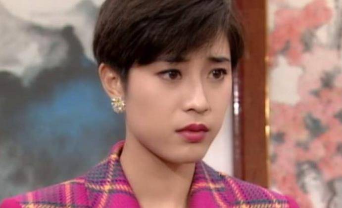 原创陈法蓉的爱情因三人太挤离开许晋亨爱上油王被骗2亿