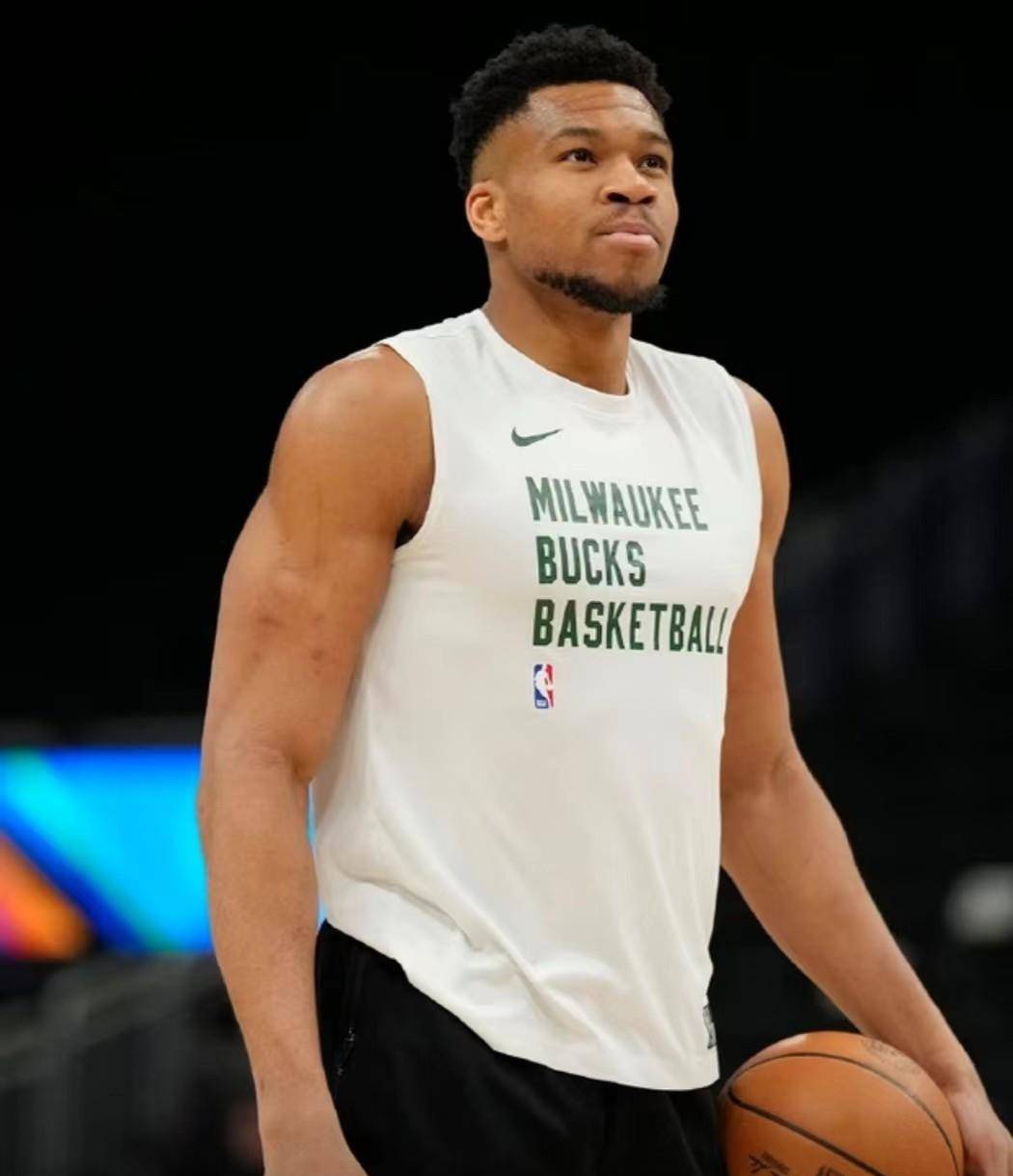 格里芬走之前队内气氛不对劲里弗斯来之后队内气氛不对劲