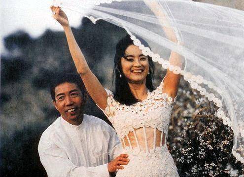 秦汉林青霞爱情长跑20年林青霞40岁嫁人后秦汉怎样了