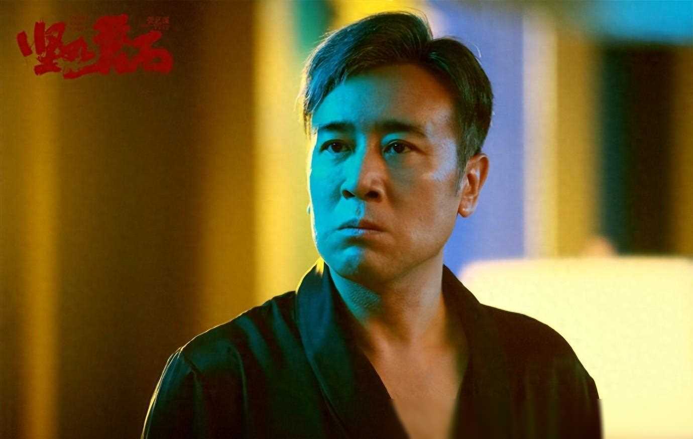 金融圈顶流新剧刷爆全网52岁叔圈大佬再掀热潮