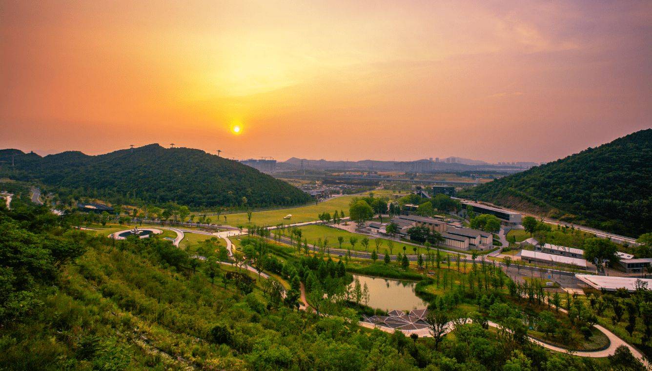 绿都云栖山庄丨理想生活不过一墅