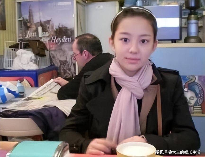 迷恋朗朗吉娜:怒怼谢娜,不让老公做家务,因秀腰获得官媒批评_郎朗