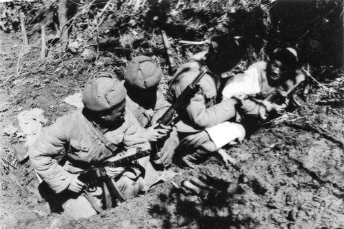 原创40军战前高估韩军战力又遭韩军傲慢战法挑衅命令一个不留