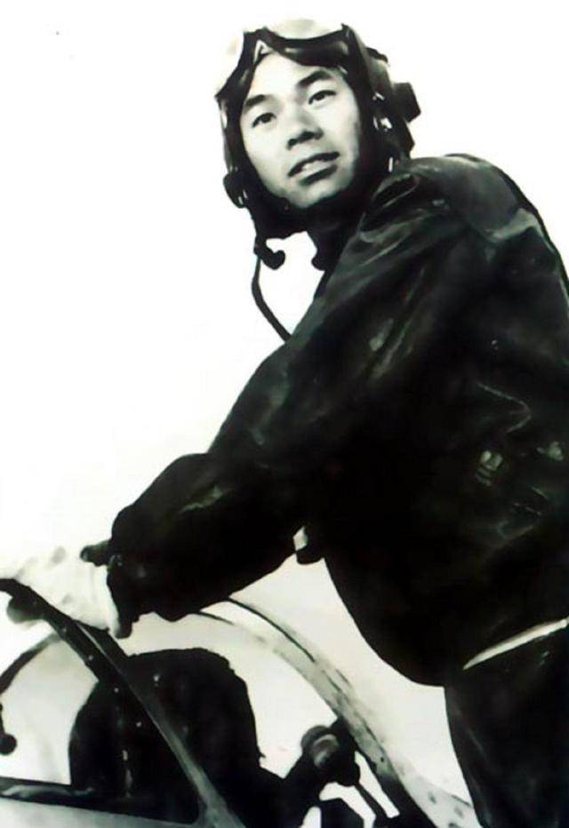 1971年12月30日13时,杨国祥登上了强5甲战机,准