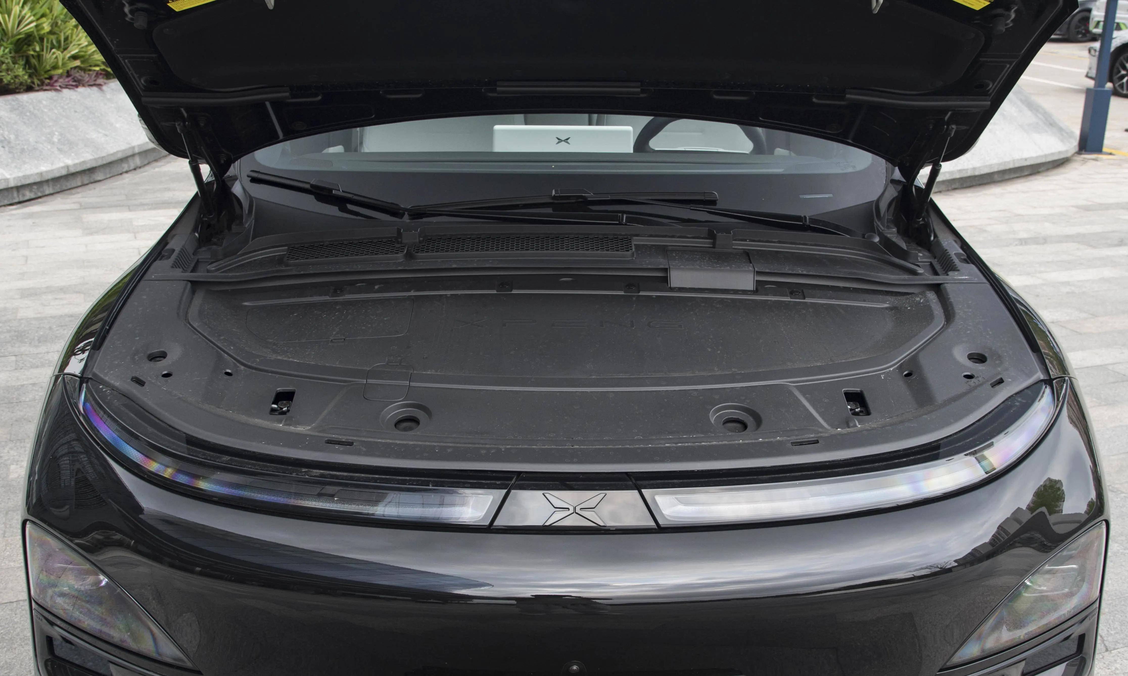 外观神秘"暗夜黑",内饰温柔"柔光米"_搜狐汽车_搜狐网