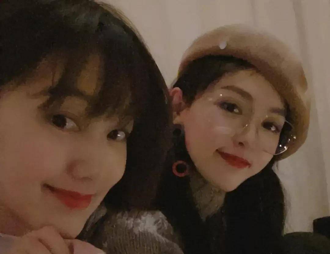 美女主持人王冠两次从电视消失与曹可凡传绯闻39岁仍单身