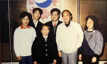 原创潜伏特工李白与妻子裘慧英的一生诠释了什么叫做日久生情