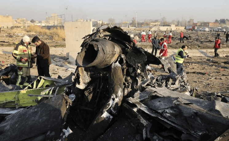 第六次中东战争爆发火箭弹雨落入以色列伊朗首都上空全面禁飞