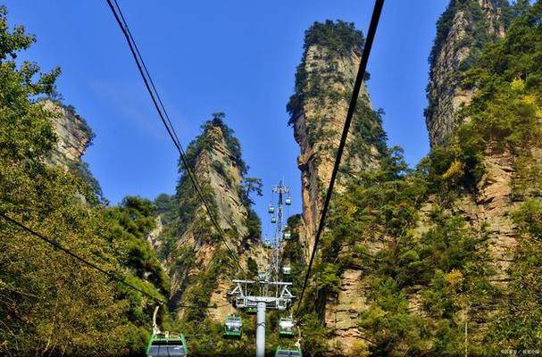 尽管千古情,张家界朝阳地缝等地也有一定的吸引力,但高昂的门票相对其