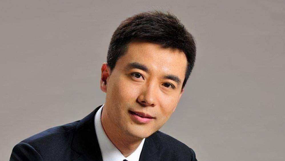 电视新一哥郭志坚结婚多年妻子成谜19岁儿子很优秀