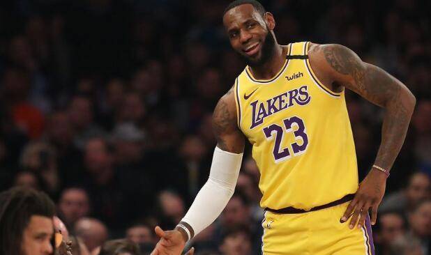 湖人豪掷3亿挽留詹姆斯,欲破工资帽制,nba特权之争引热议_篮球_联赛