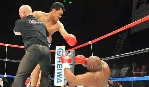 所以说不如来场中韩对战,董泰山对战崔洪万我相信这场比赛的关注度也