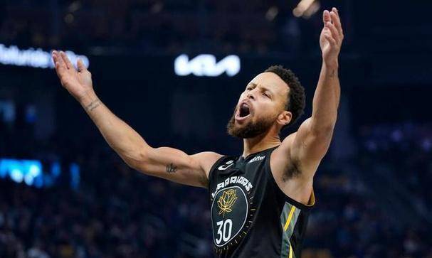 勇士王朝的余晖:库里的光芒未曾熄灭_团队_文化_篮球