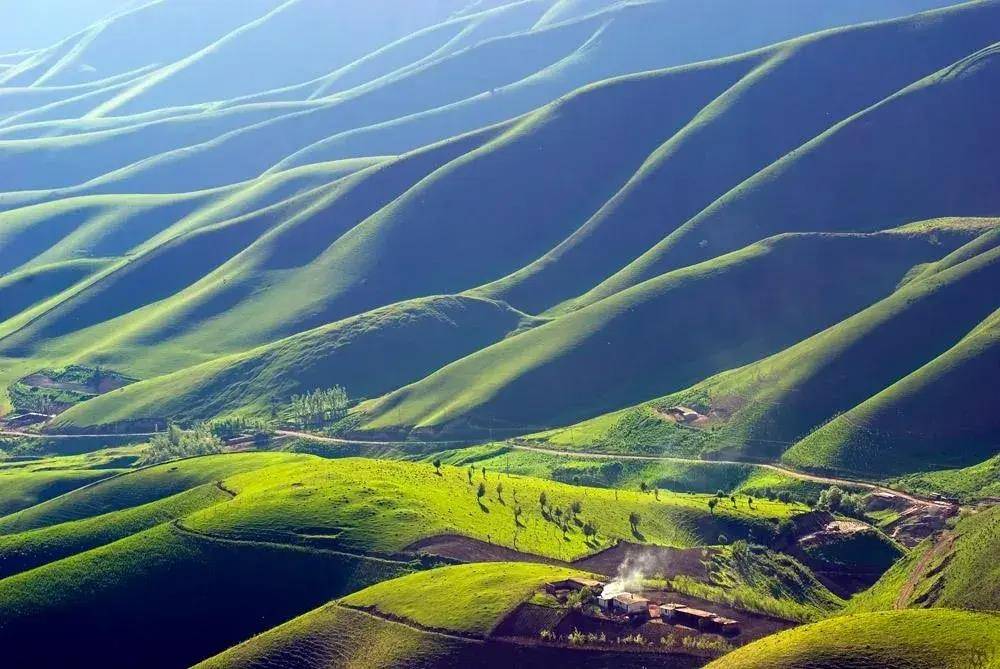 库车_峡谷_天山