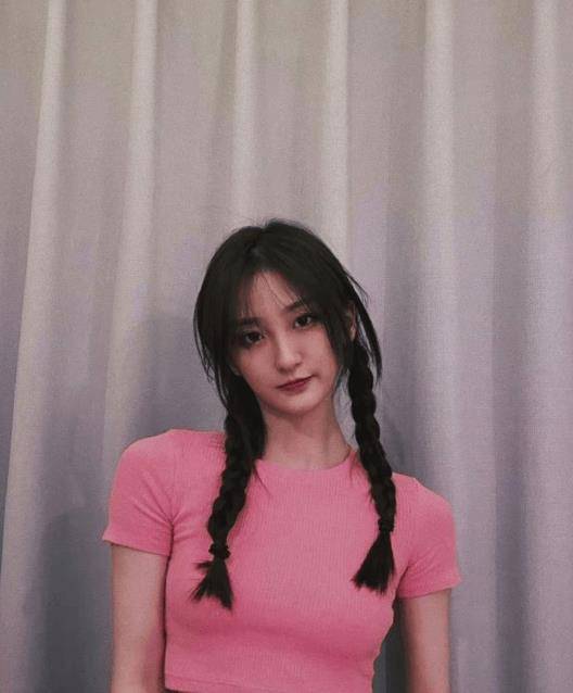 原创林更新恋情曝光带女友住民宿女方身份被扒比林更新小11岁