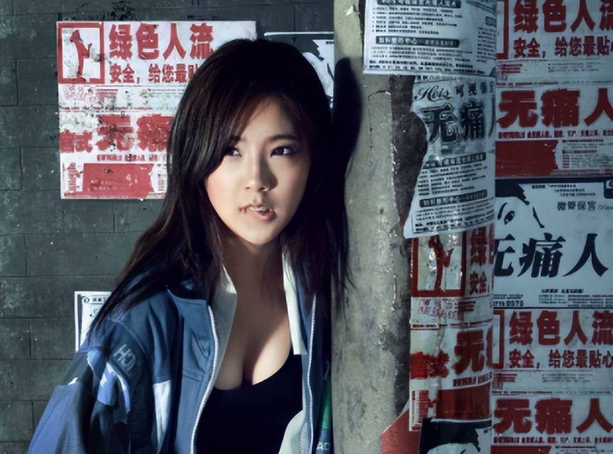 原创赵奕欢曾经的网络电影女王如今却沦为真人秀的炮灰