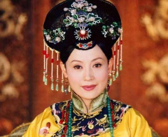尤小刚导演的电视剧《孝庄秘史》取得了巨大的成功,邬倩倩也凭借自己