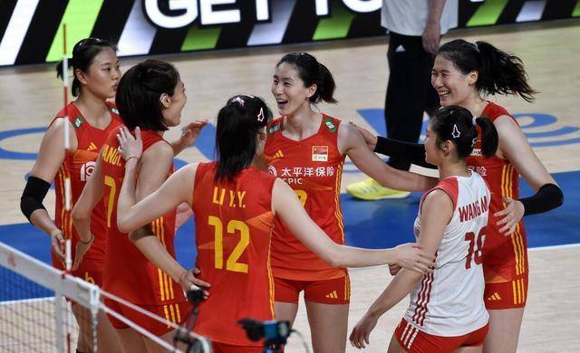 女排世联赛名单公布,23人阵容揭晓,丁霞归队朱婷在列