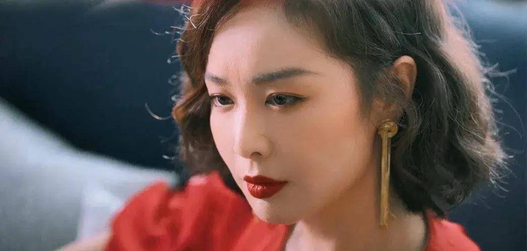 高叶被富养长大事业低谷遇贵人曾错过真爱如今35岁仍单身