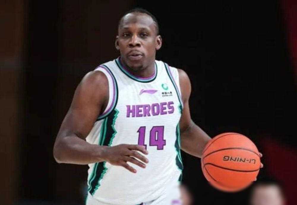 原创恭喜男篮哈德森正式亮相新岗位年薪六位数满意