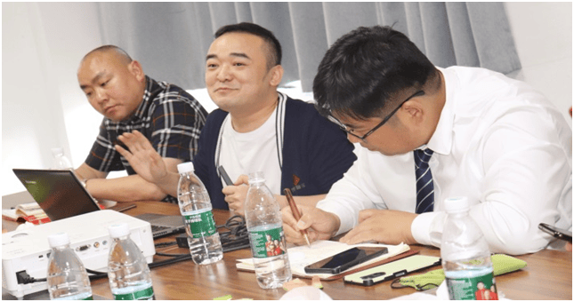 江西工程学院珠三角校友会龙华分会一行走访优秀校友匡彬企业_深圳_匡