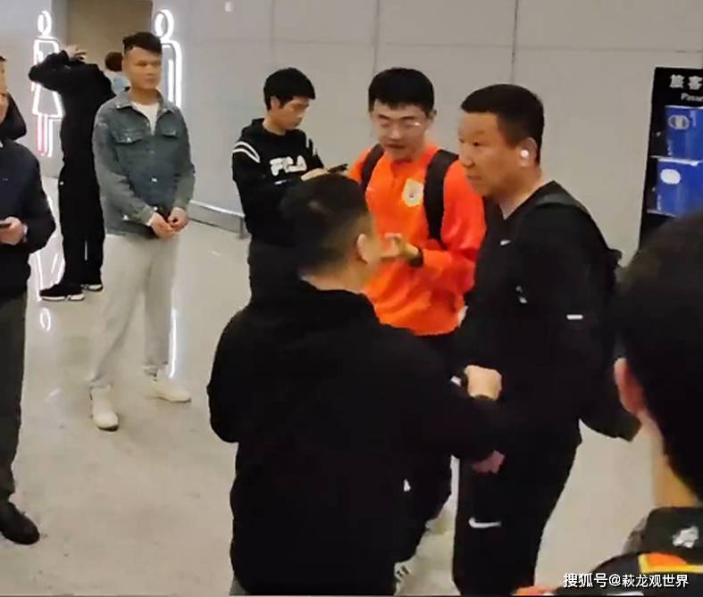 原创cctv16直播海港vs泰山老崔生日快乐李源一pk茹萨童磊pk王振澳