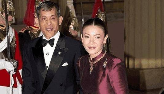 20岁嫁给泰国王子,生下儿子,她曾当过侍女,有一大堆黑历史_王室_王储
