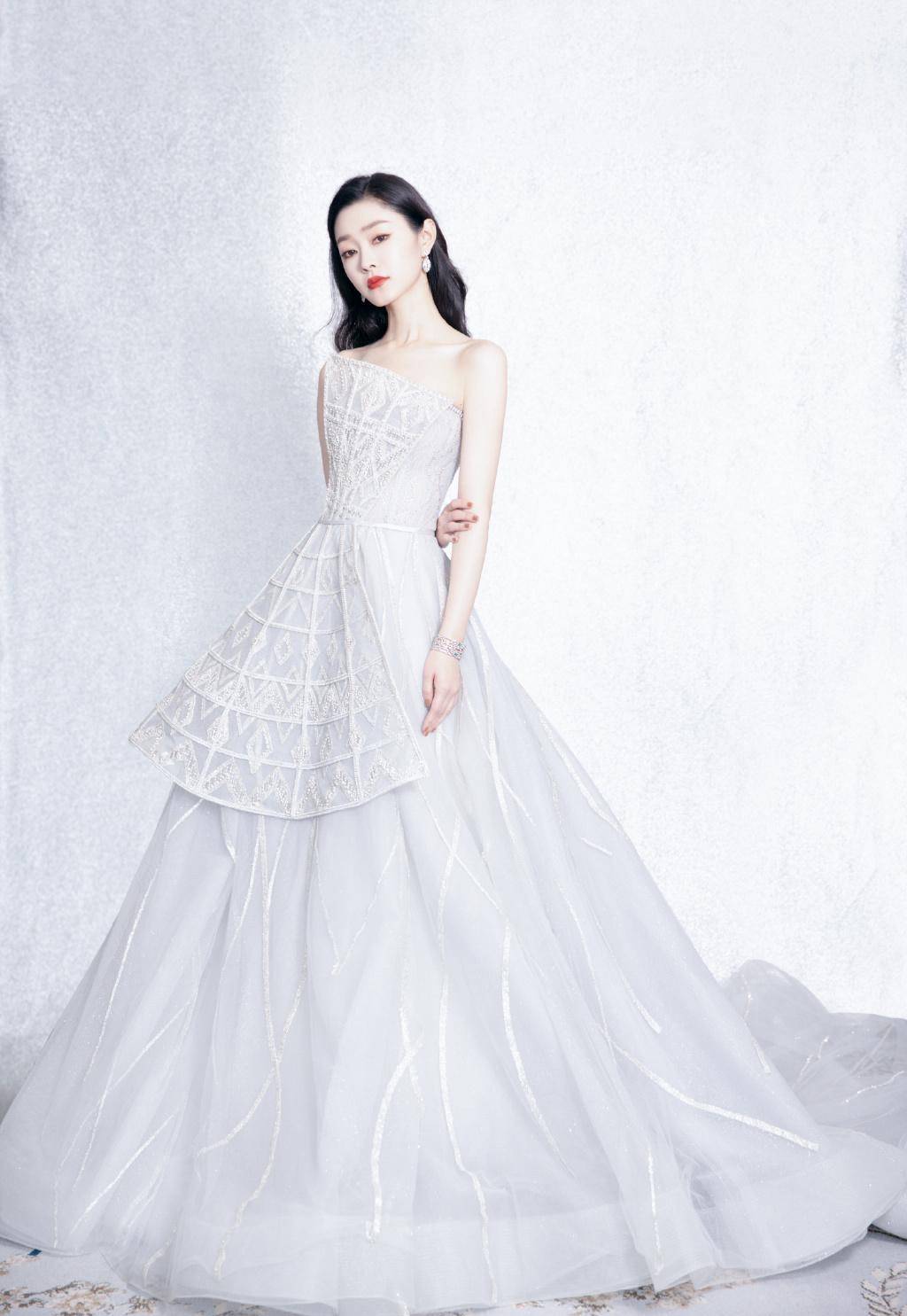 原创宋轶11年演绎34个配角演技吊打baby为何被称二手专家