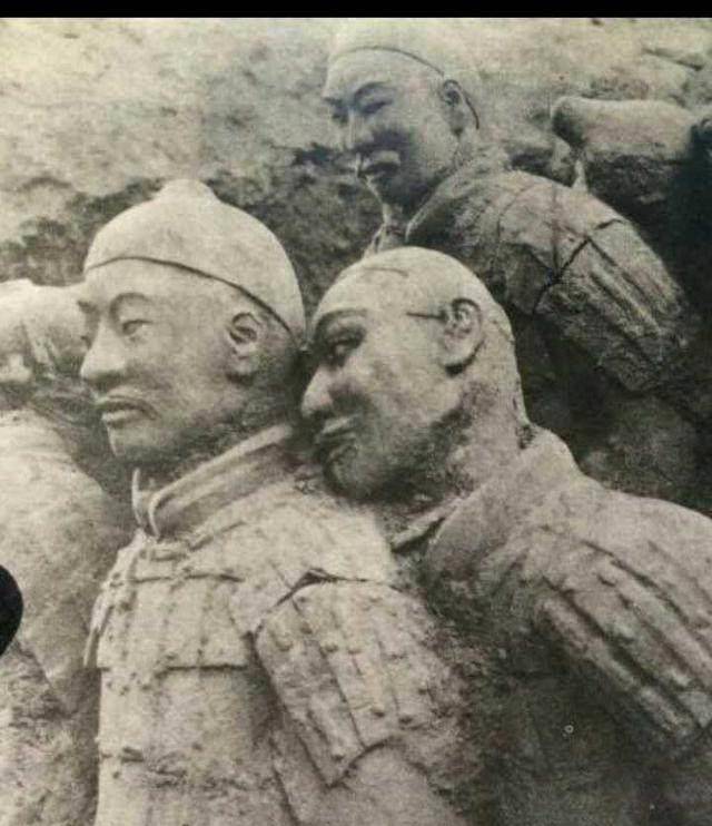 兵马俑里的士兵为何都是轻装大秦帝国的覆灭和它有关