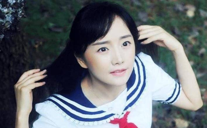 差一点变成琼瑶女郎,却意外凭《小魔仙》爆红,今却混成小透明_廖景萱